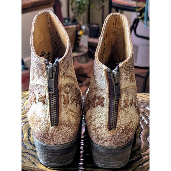 Circle G by Corral Boots Q0032 Distressed Brown Western Bootie Women size 8 - Picture 3 of 9